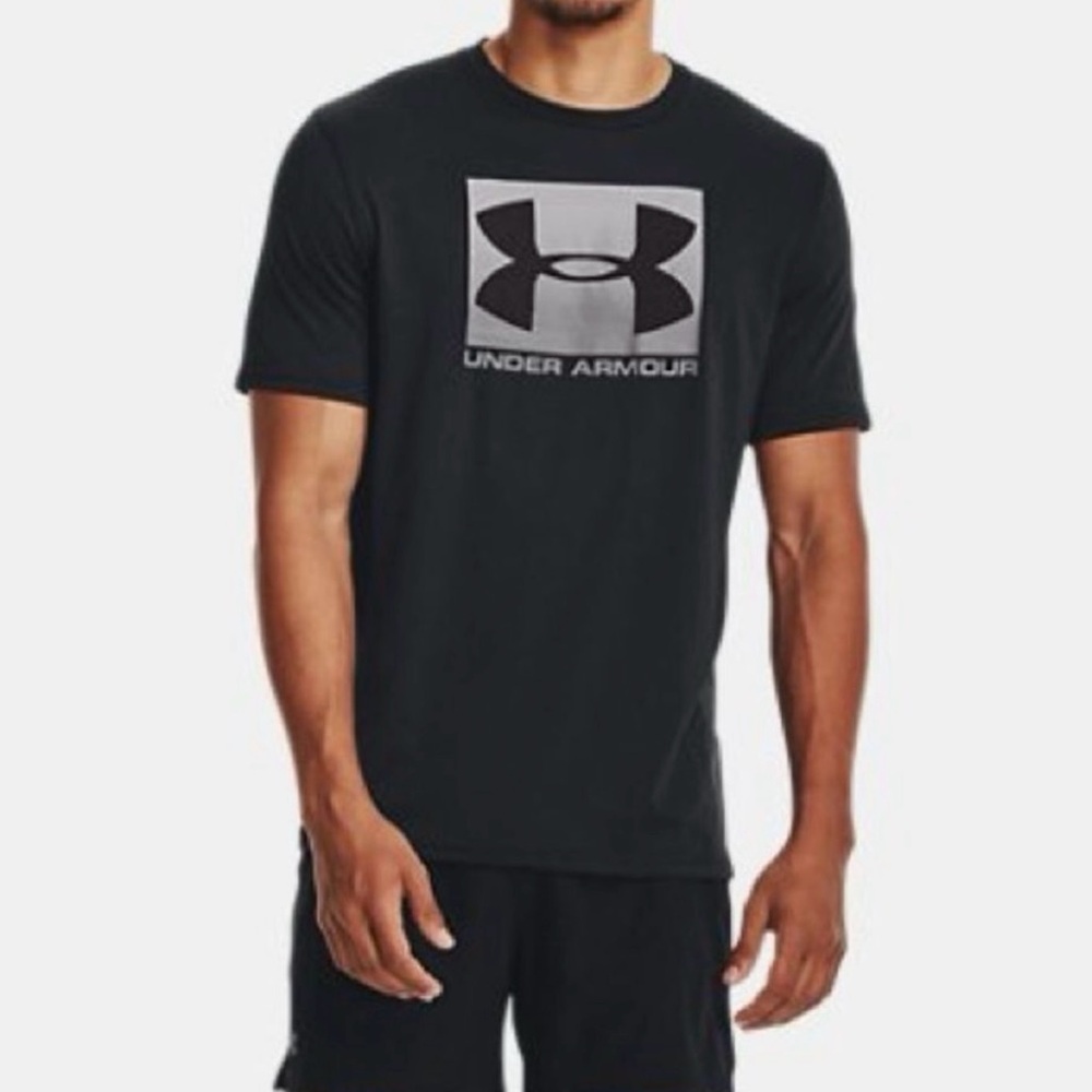 Under Armour Boxed Sportstyle Loose Fit Tee Black Size M